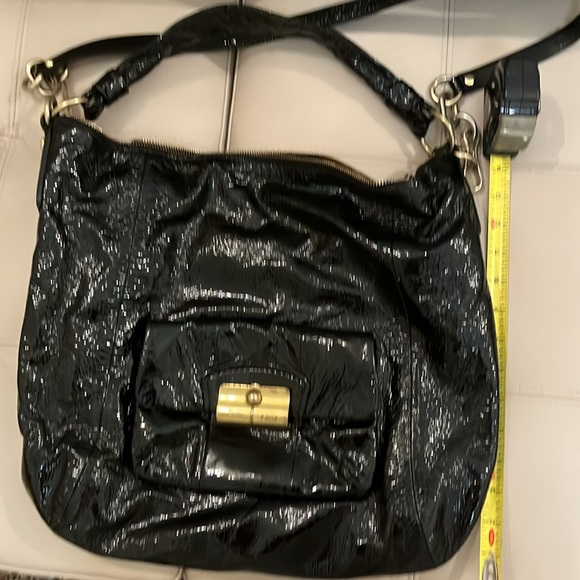 COACH KRISTIN Black Patent Leather Hobo Shoulder Bag Handbag Purse 16013. - Picture 3 of 9